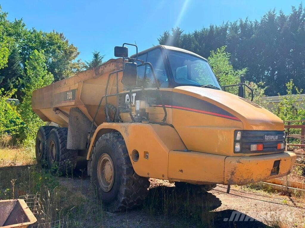 CAT 730 Artikulētie pašizgāzēji