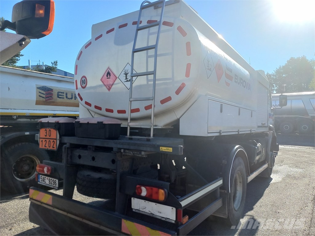 Renault D16 HIGH K P4X4 250E6 Camiones cisterna