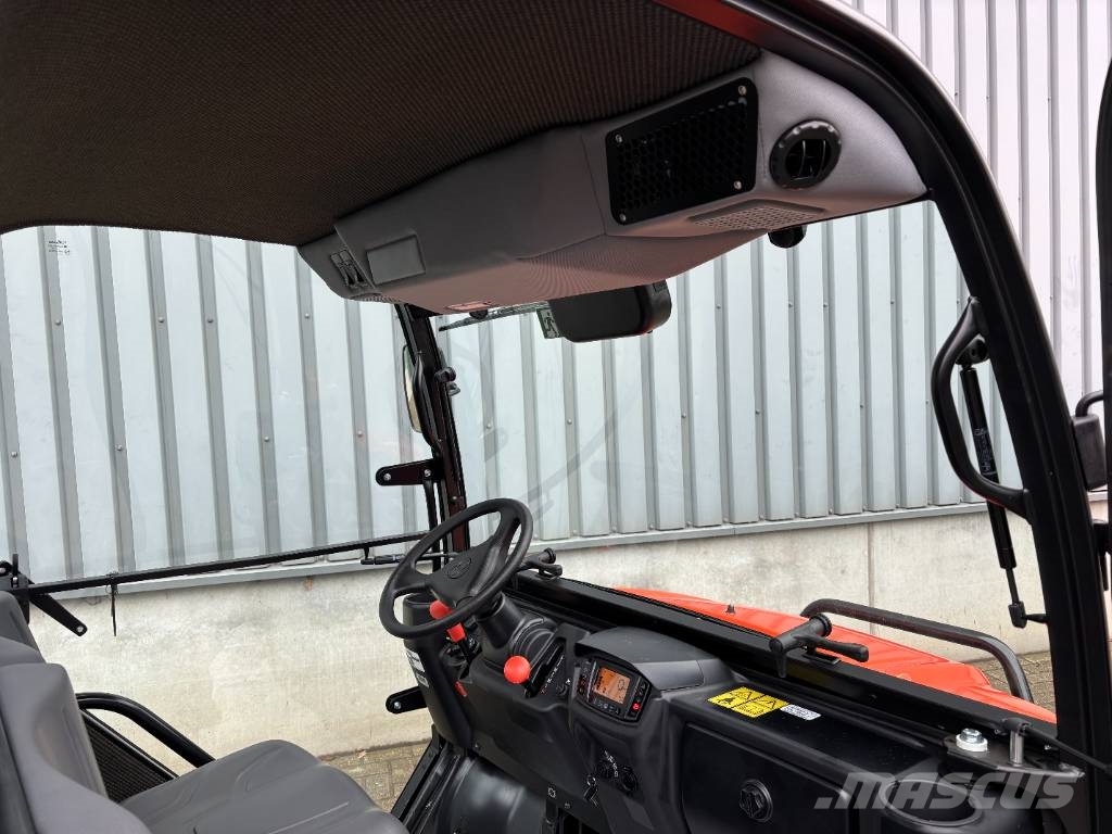 Kubota RTV-X1100 UTV