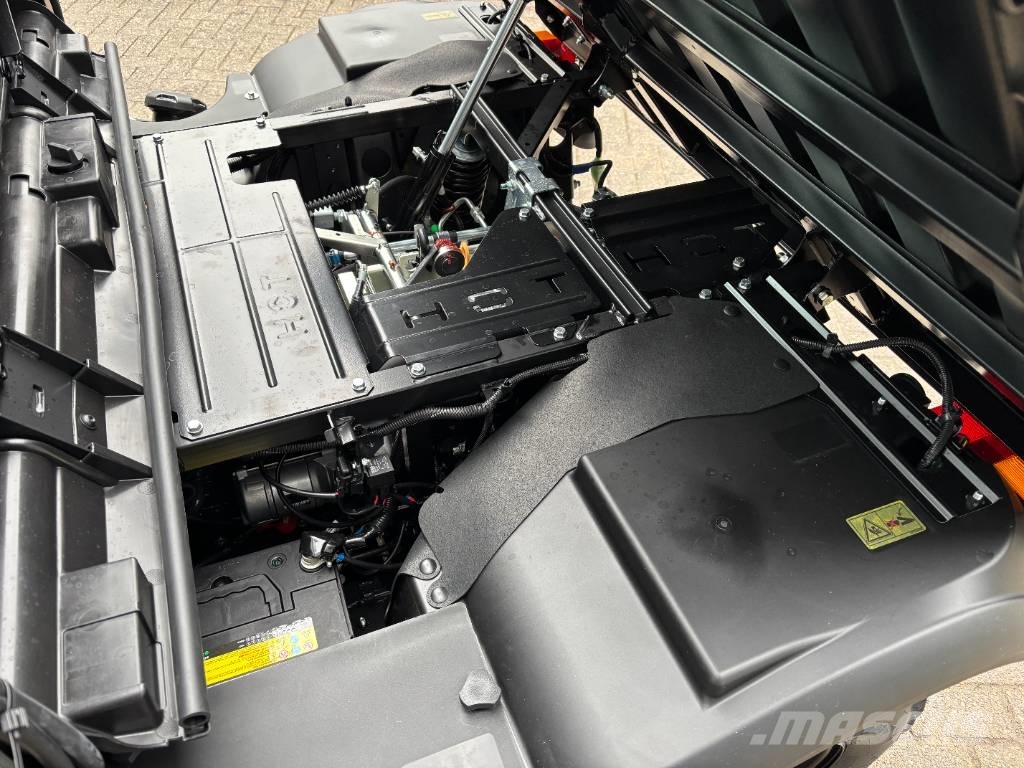 Kubota RTV-X1100 UTV
