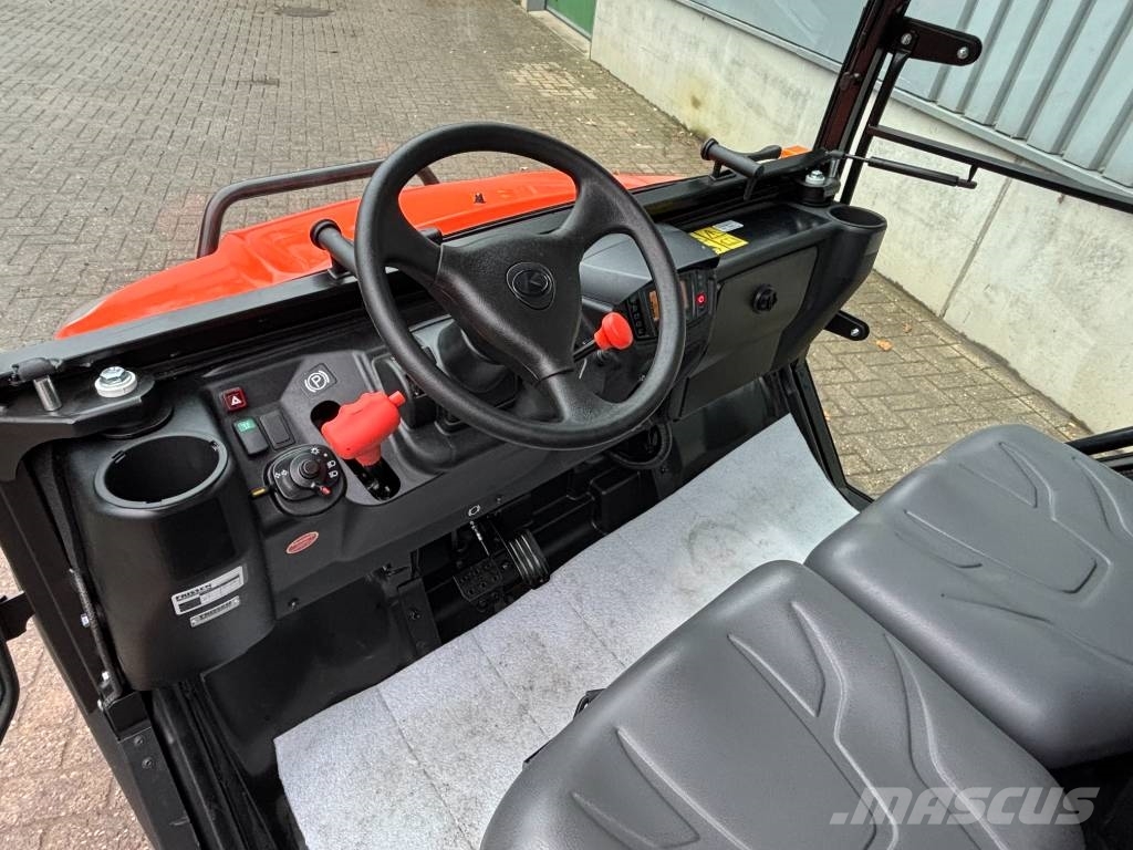 Kubota RTV-X1100 UTV