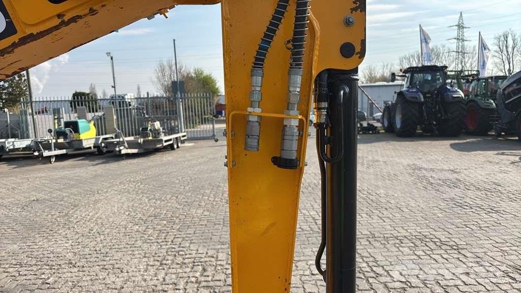 JCB 19C-1 Miniescavadeiras < 7t (Mini escavadeiras)