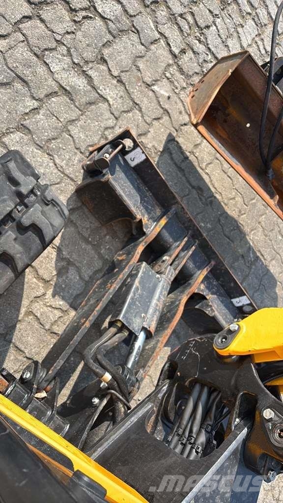 JCB 19C-1 Miniescavadeiras < 7t (Mini escavadeiras)