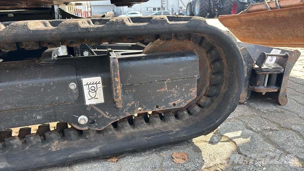JCB 19C-1 Miniescavadeiras < 7t (Mini escavadeiras)