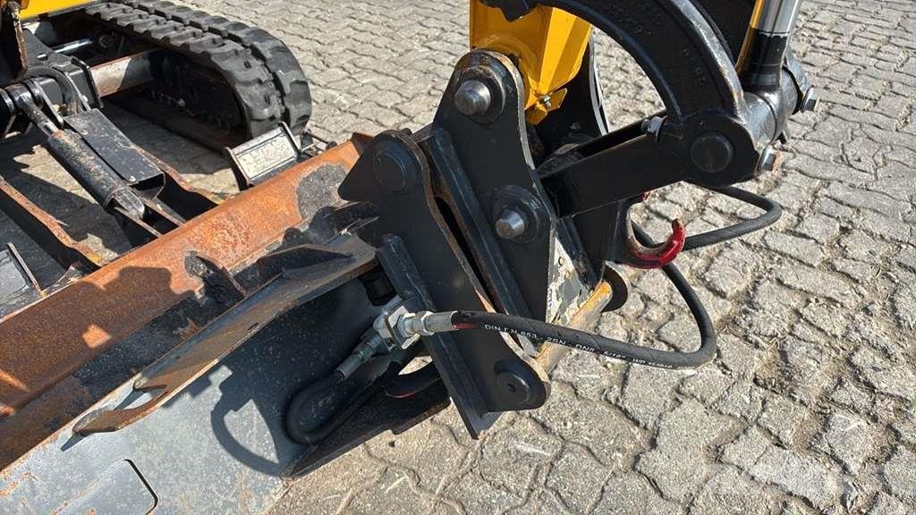 JCB 19C-1 Miniescavadeiras < 7t (Mini escavadeiras)