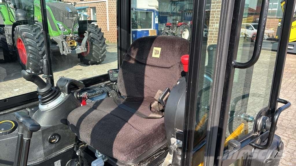 JCB 19C-1 Miniescavadeiras < 7t (Mini escavadeiras)