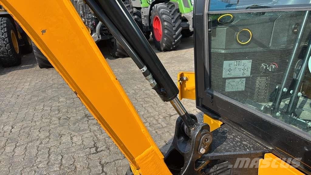 JCB 19C-1 Miniescavadeiras < 7t (Mini escavadeiras)