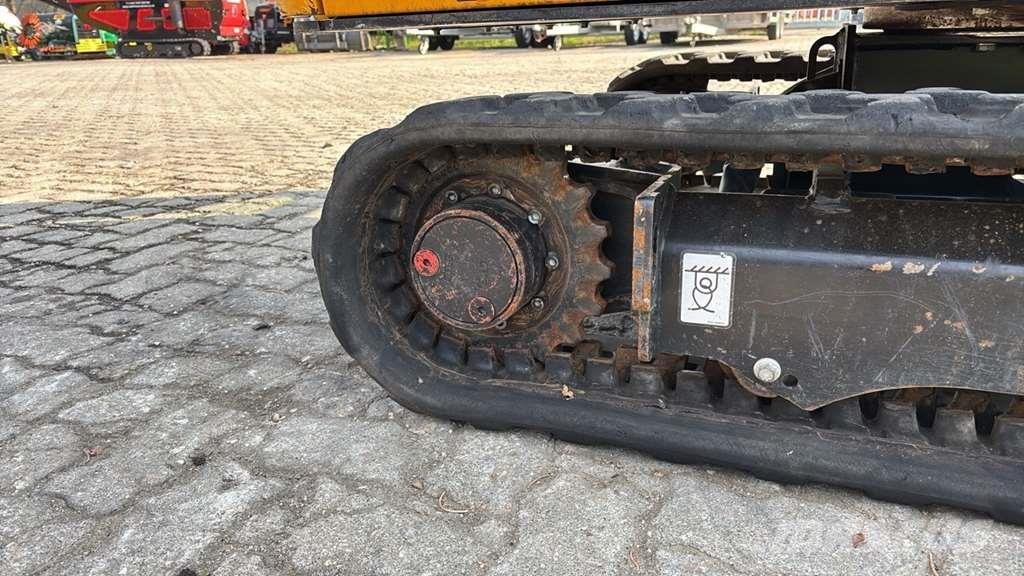 JCB 19C-1 Miniescavadeiras < 7t (Mini escavadeiras)