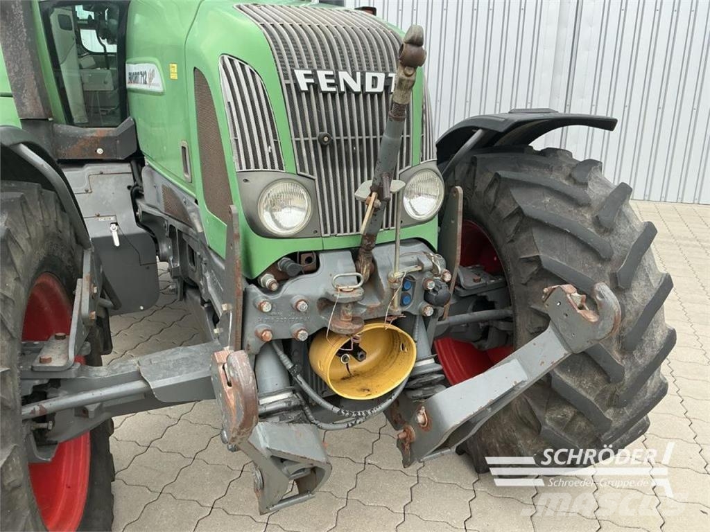 Fendt 712 VARIO الجرارات