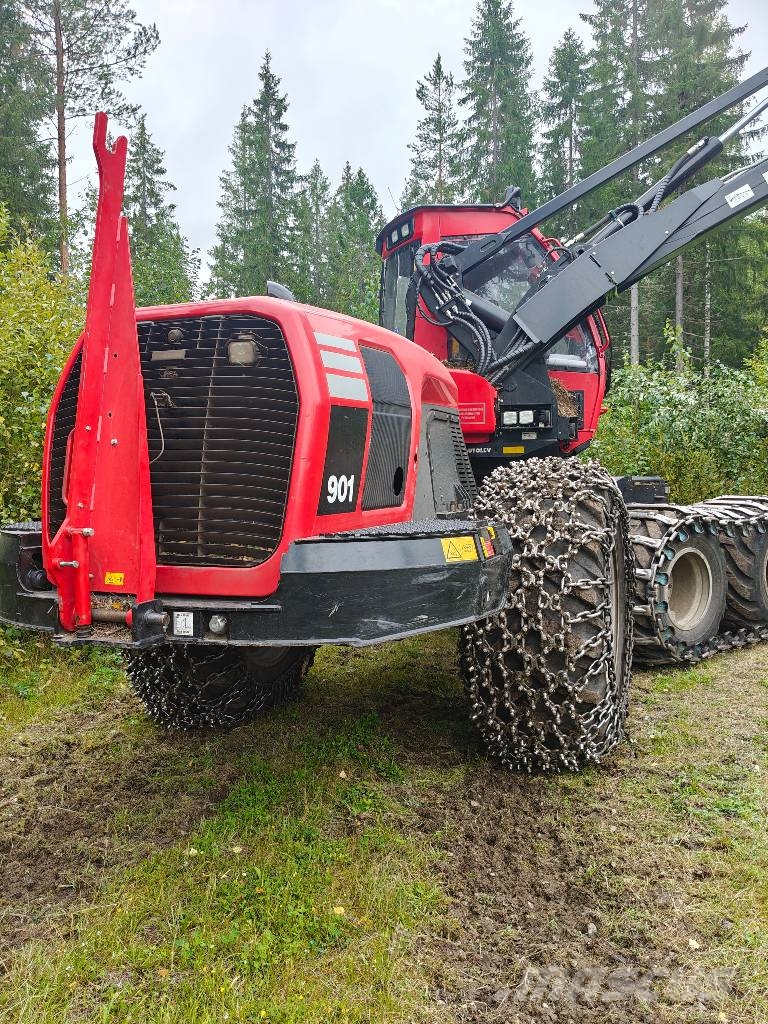 Komatsu 901 Harversteri