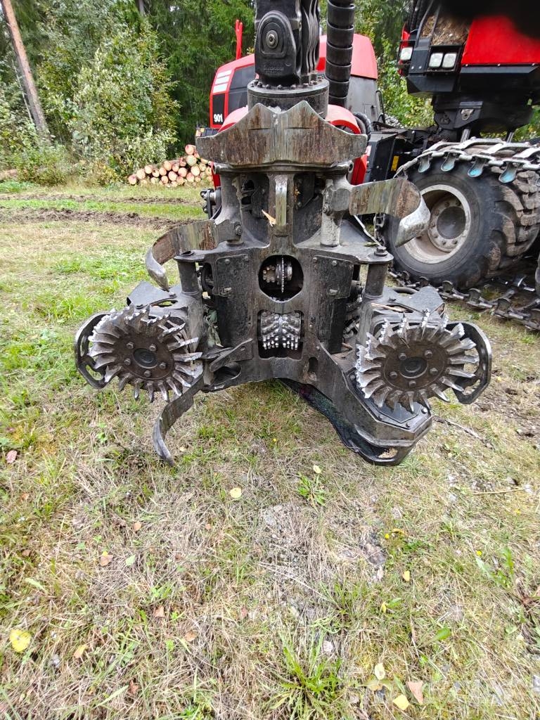 Komatsu 901 Harversteri