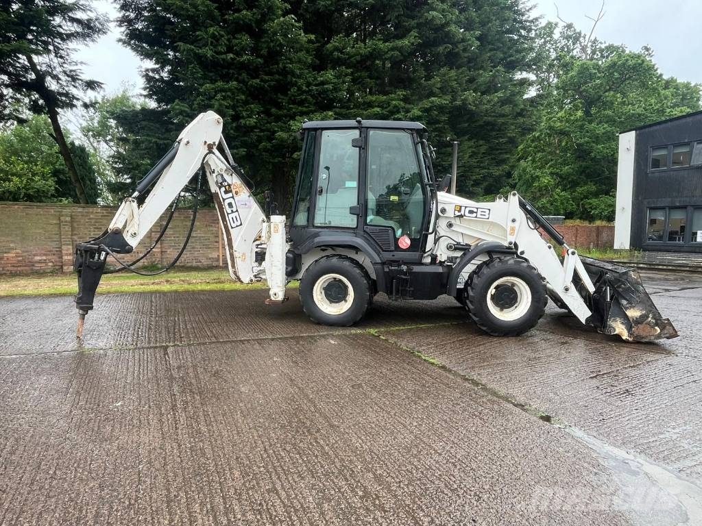 JCB 3 CX Backhoe loaders