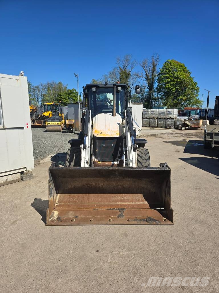 JCB 3 CX Backhoe loaders