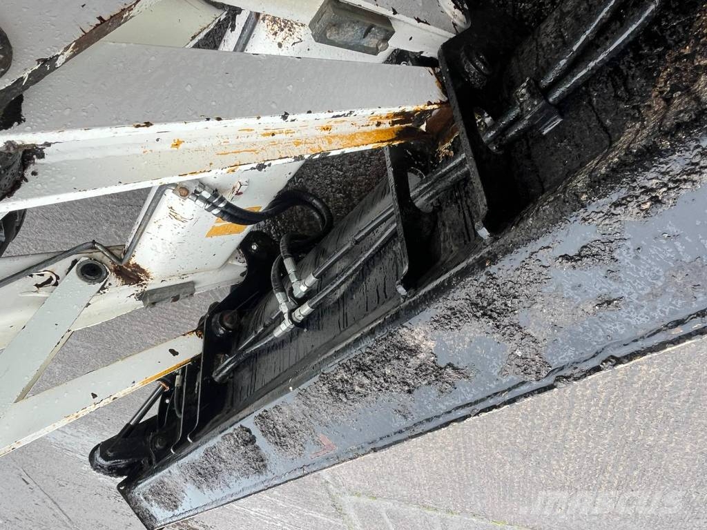 JCB 3 CX Backhoe loaders
