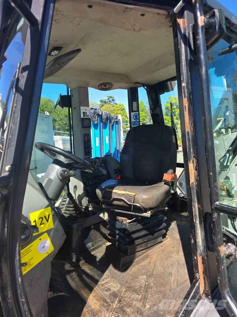 JCB 3 CX Backhoe loaders