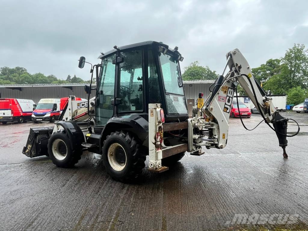 JCB 3 CX Backhoe loaders