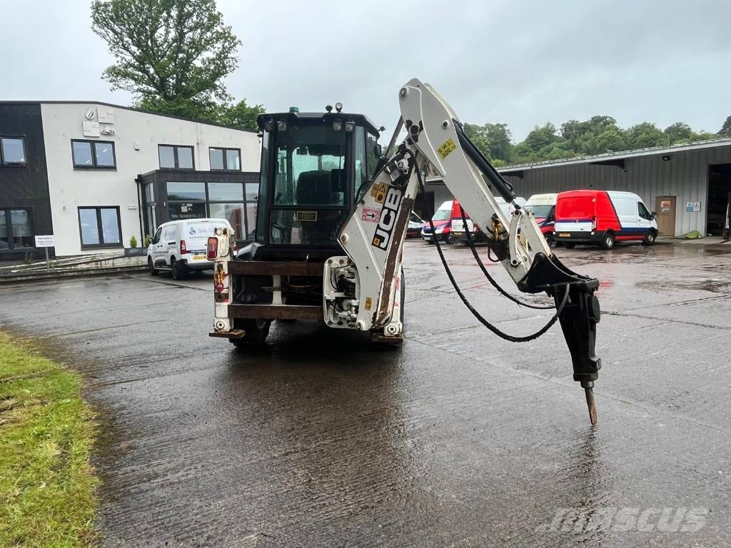 JCB 3 CX Backhoe loaders