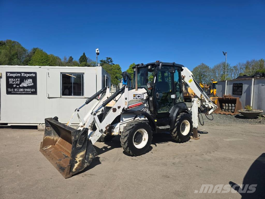 JCB 3 CX Backhoe loaders