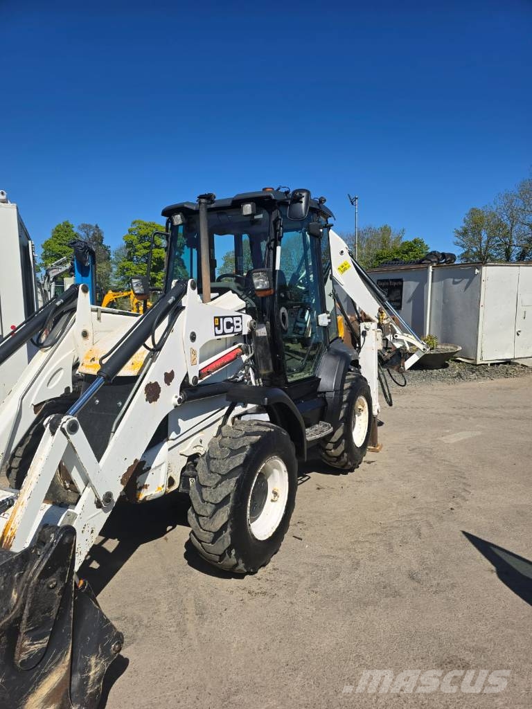 JCB 3 CX Backhoe loaders
