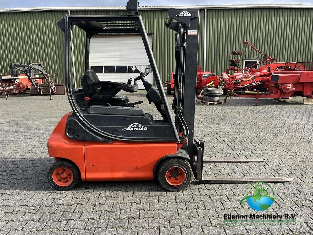 Linde E18-02 شاحنات ذات رافعات شوكية تعمل بالكهرباء