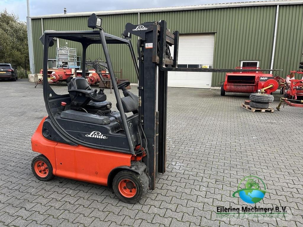 Linde E18-02 شاحنات ذات رافعات شوكية تعمل بالكهرباء