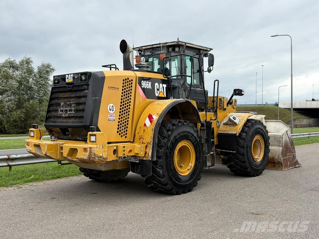 CAT 966K Kolesni nakladalci