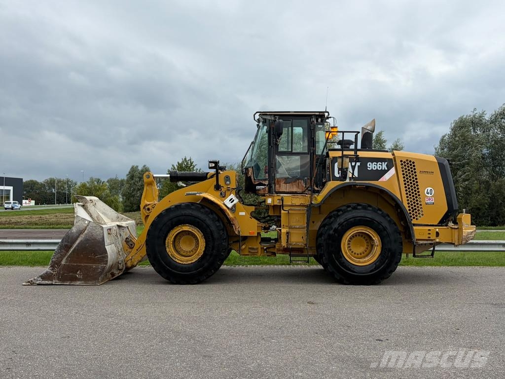 CAT 966K Kolesni nakladalci