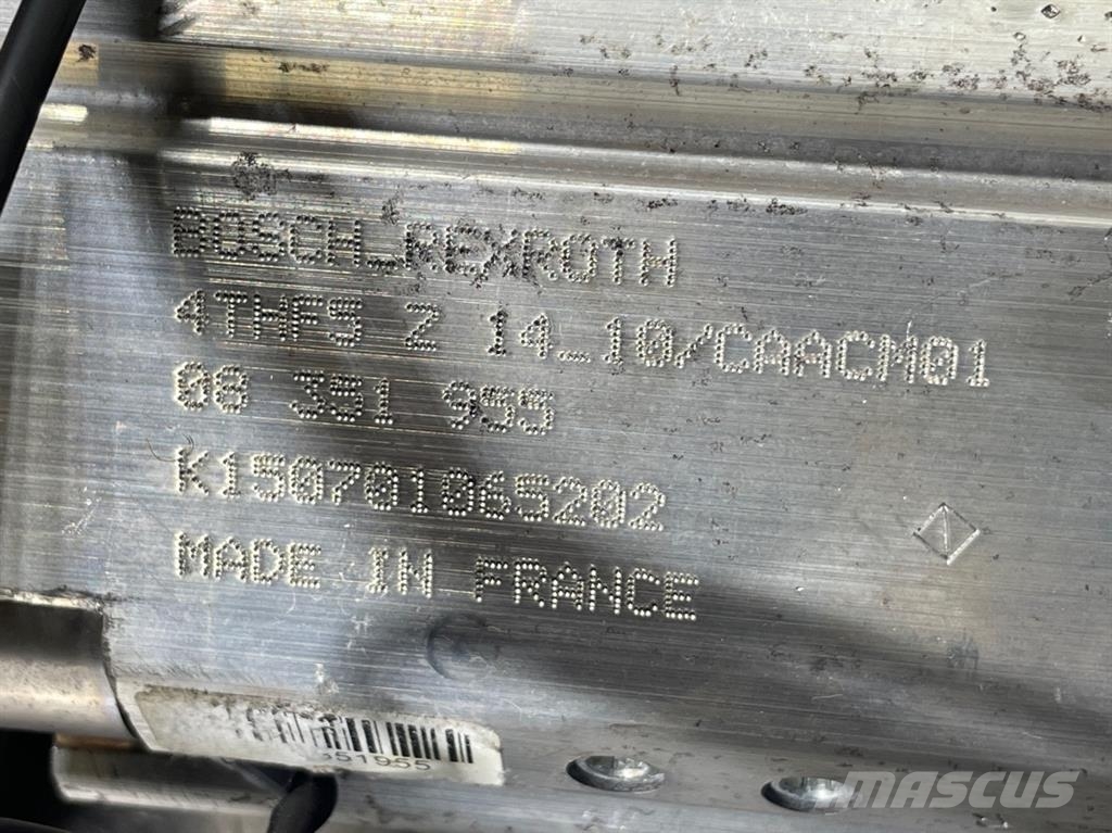Liebherr L524-94046652/10424521-Joystick/Servo valve Hydraulics