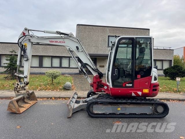 Takeuchi TB 260 V4 Midikaivukoneet 7t - 12t