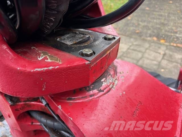 Takeuchi TB 260 V4 Midikaivukoneet 7t - 12t