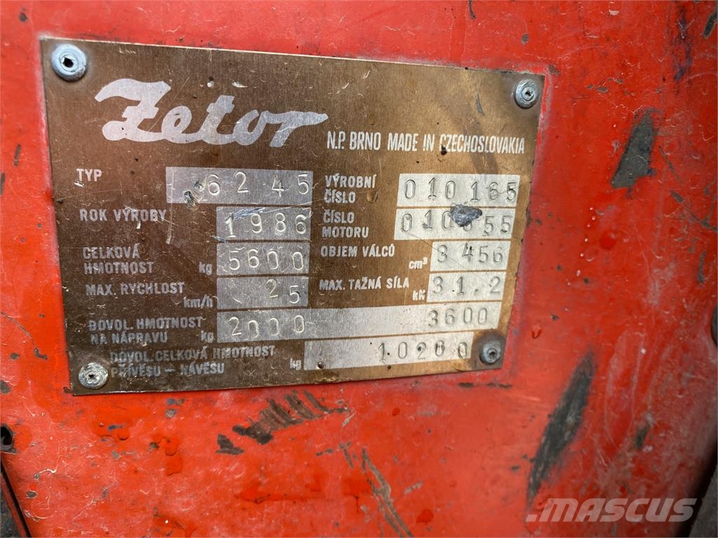 Zetor 6245 VIN 165 Tracteur