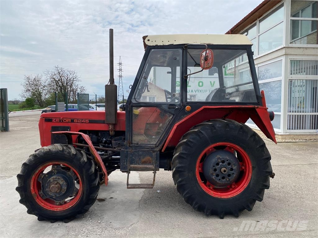 Zetor 6245 VIN 165 Tracteur