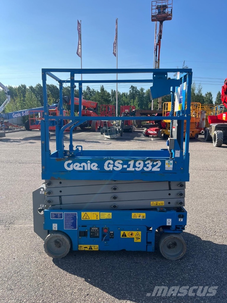 Genie GS 1932 Ножничные подъемники