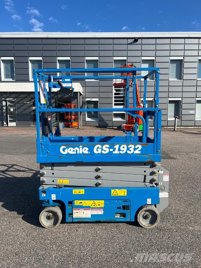 Genie GS 1932 Ножничные подъемники