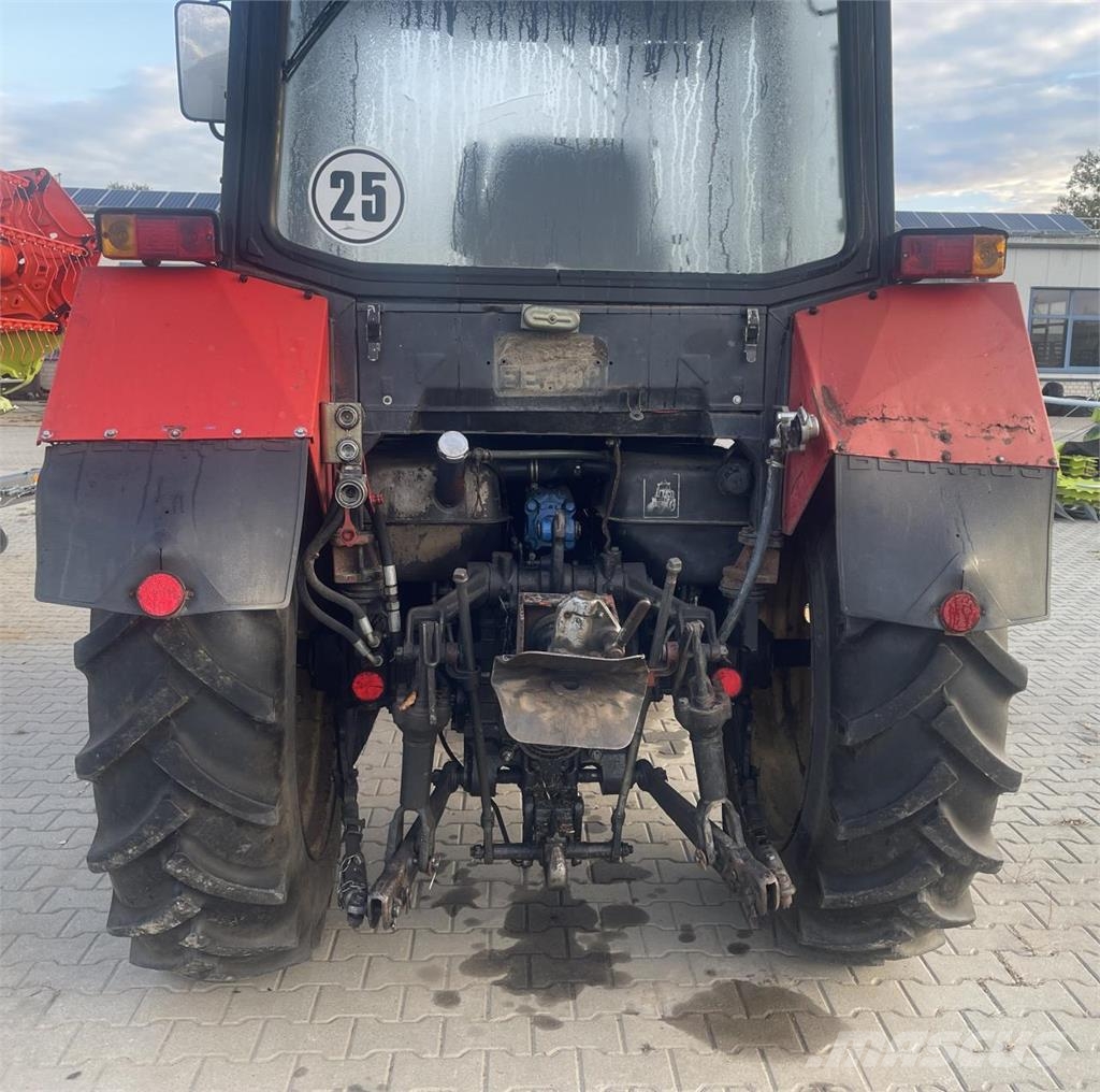 Belarus MTS 572 Tractoren