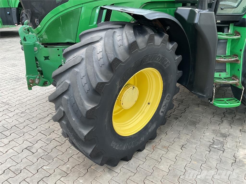 John Deere 6190R Tratores