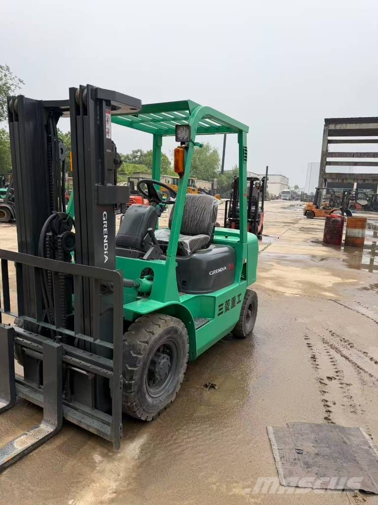 Mitsubishi FD 30 N Diesel forklifts