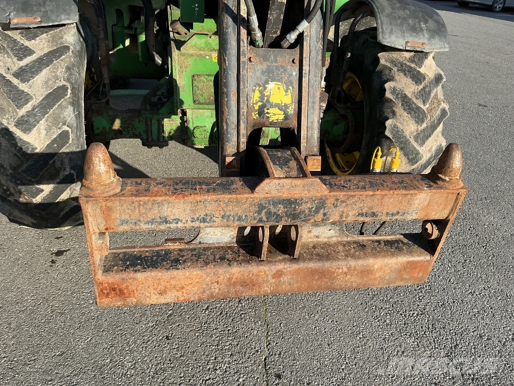 John Deere 3400 Teleskopiskie manipulatori