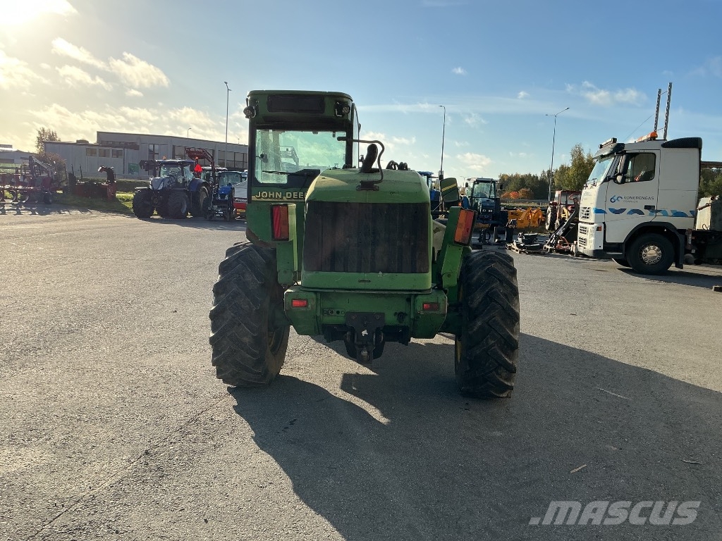 John Deere 3400 Teleskopiskie manipulatori