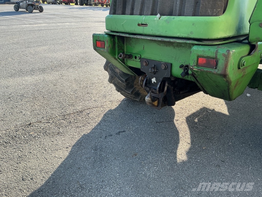John Deere 3400 Teleskopiskie manipulatori