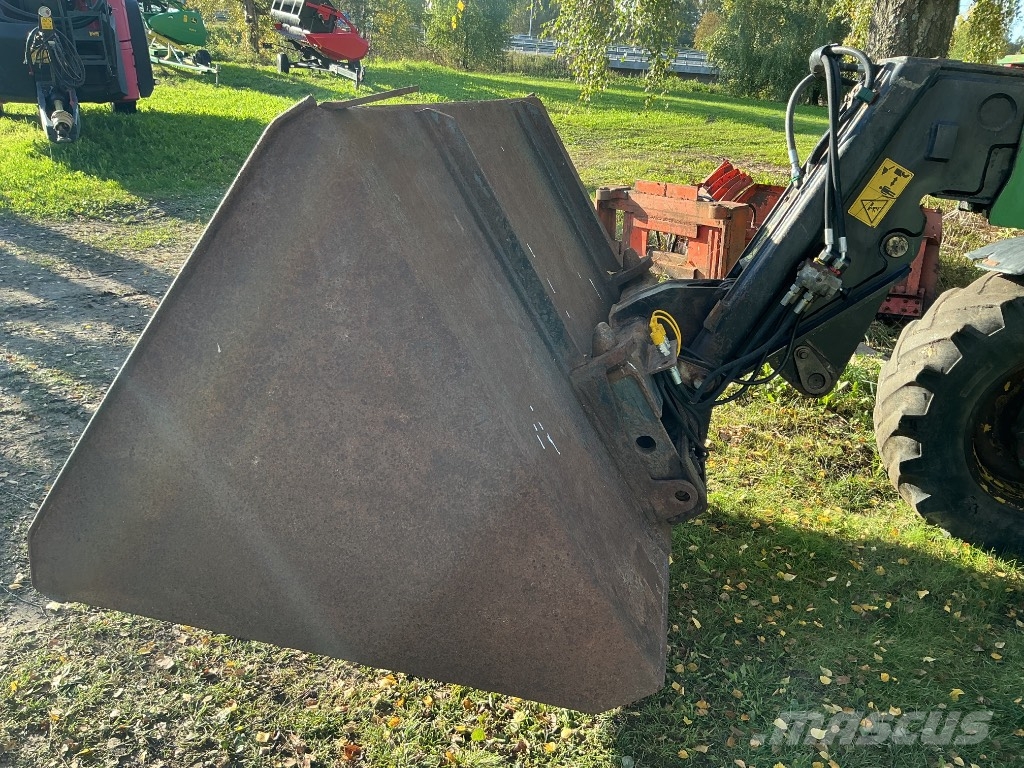 John Deere 3400 Teleskopiskie manipulatori