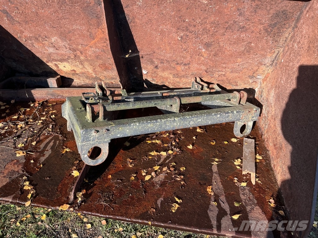 John Deere 3400 Teleskopiskie manipulatori