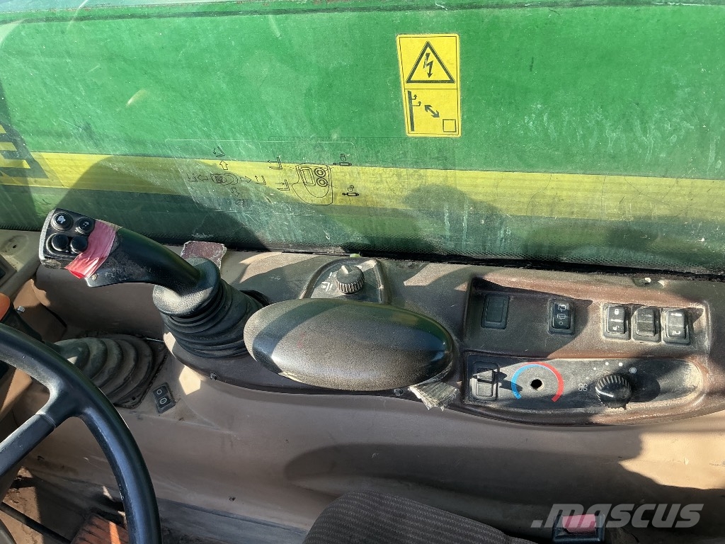 John Deere 3400 Teleskopiskie manipulatori