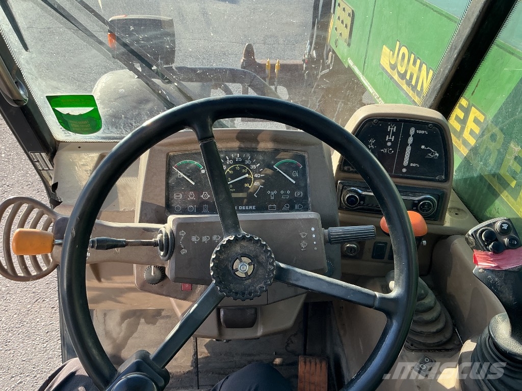 John Deere 3400 Teleskopiskie manipulatori