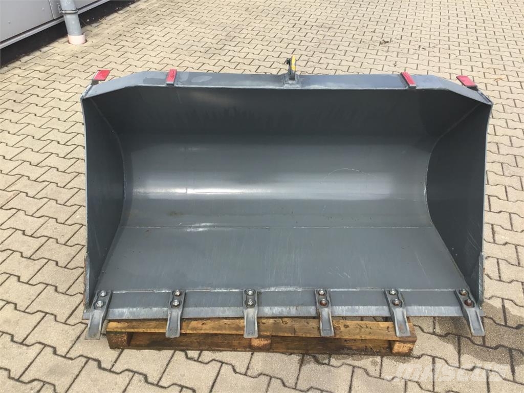Kramer 1600 mm Kovalar