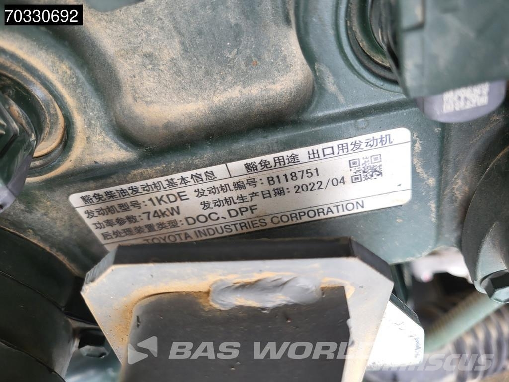Hitachi ZX130 LCN -7 2 Buckets Εκσκαφείς με ερπύστριες