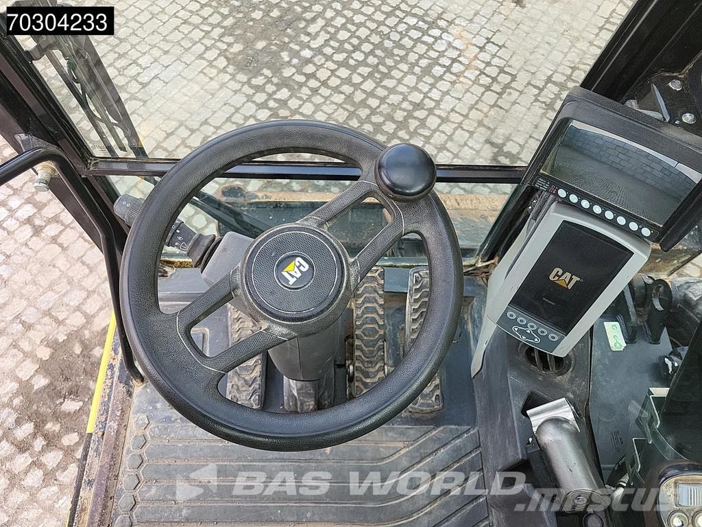 CAT M316 F M316F Outrigger + Blade Kolesové rýpadlá