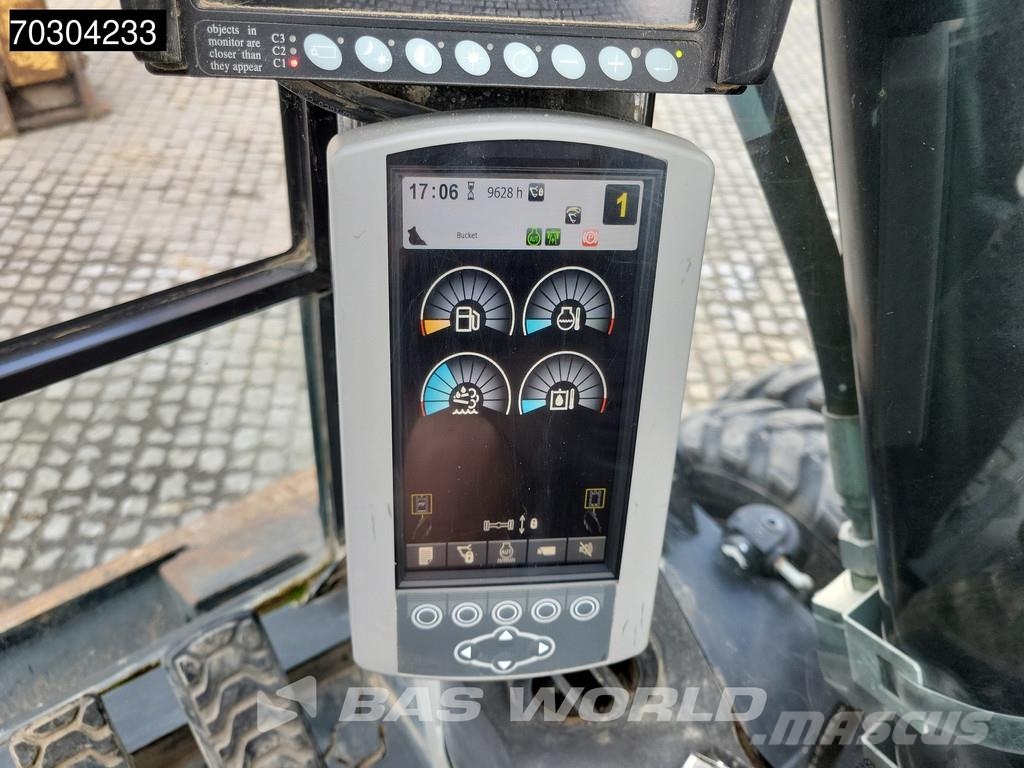 CAT M316 F M316F Outrigger + Blade Kolesové rýpadlá