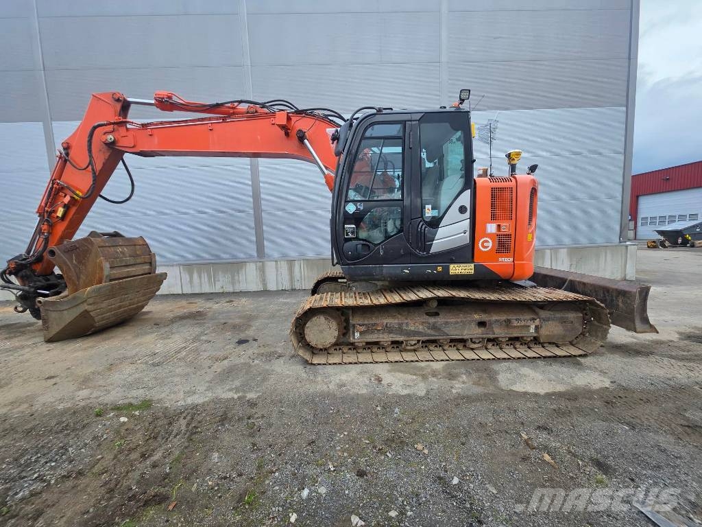 Hitachi ZX 135 US-5 Telakaivukoneet