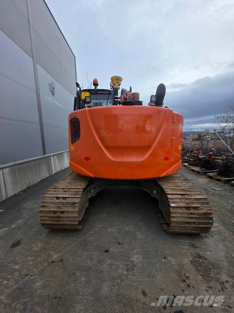 Hitachi ZX 135 US-5 Telakaivukoneet